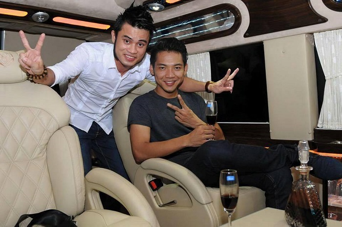 Vietnam luxury limousine car transfers