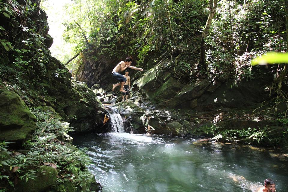 Swimming at Bach Ma park