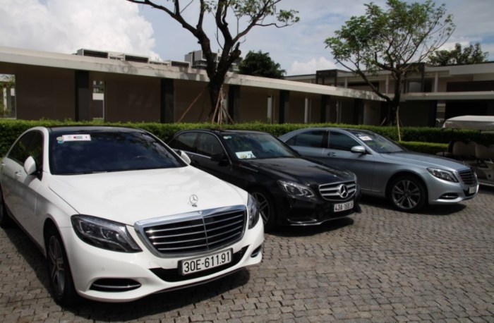 DANANG AIRPORT VIP CAR TRANSFER SERVICE