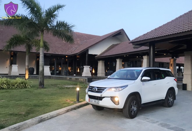 Travel from Hue to Hoi An- Hoi An Private Car