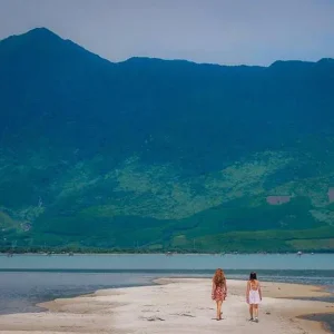 Hue To Hoi An By Private Car - Hoi An Private Car