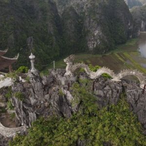 Mua Cave - Ngoa Long Mountain