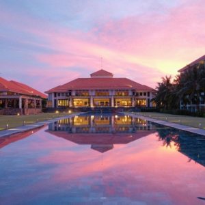 Da Nang Airport To Pullman Beach Resort - Hoi An Private Car
