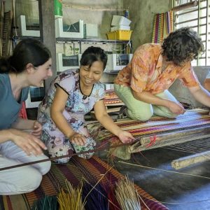 Hoi An Bike Tour To Cam Kim Village - Hoi An Private Car