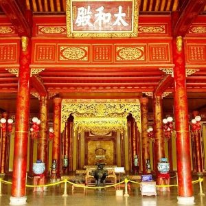 Hue Imperial City Walking Group Tour - Hoi An Private Car