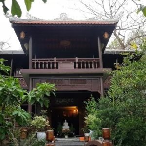 Hue Buddhist Tour—Hoi An Private Car