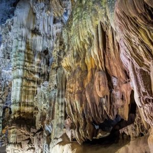 Hue To Phong Nha By Car - Hoi An Private Car