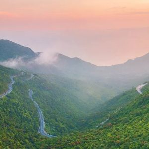 Luxury Limousine Hue To Hoian - Hoi An Private Car