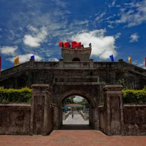 Hue Private Transfer to DMZ Tour Visit vinh Moc Tunnels - Hoi An Private Car