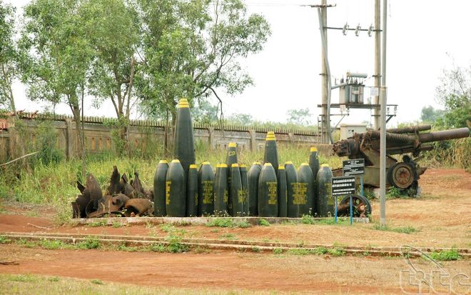 Vietnam Locals Travel & Transport