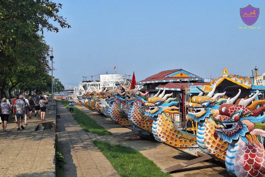 Dinner Cruise On Perfume River - Hoi An Private Car
