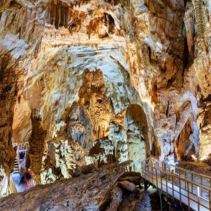 Hoi An to Phong Nha By Luxury Car - Hoi An Private Car