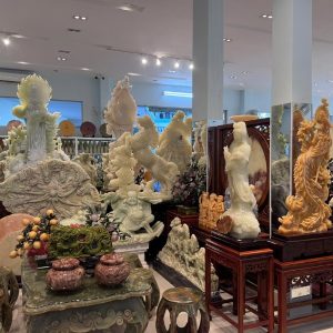 Jeep Tour to Monkey Mountain – Marble Mountains - Hoi An Private Car