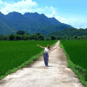 Hanoi To Mai Chau Luxury Car - Hoi An Private Car