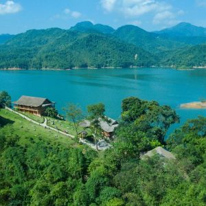 Hanoi To Mai Chau Luxury Car - Hoi An Private Car