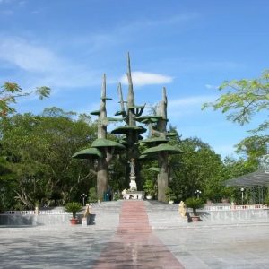 Hue to Dong Hoi private car - Hoi An private car