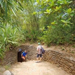Private car Hue to Dong Hoi - Hoi An Private Car