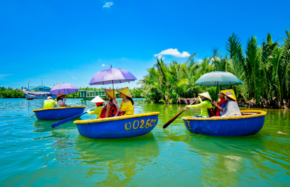Unique Tour in Vietnam-Hoi An Private Car