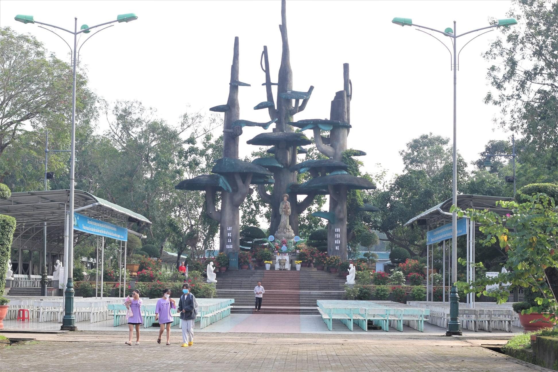 Hue DMZ Tour-Vietnam DMZ Tour - Hoi An Private Car