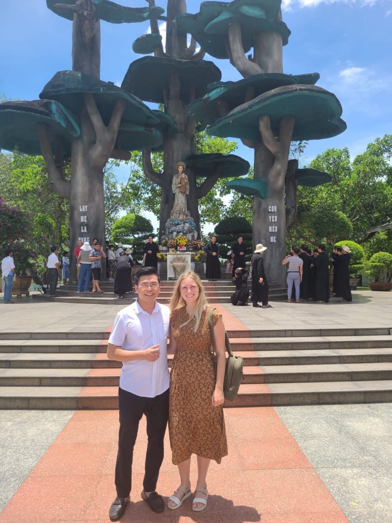 vietnam dmz tour-hoi an private car