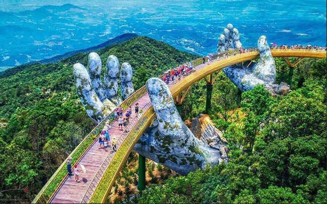 Golden Bridge, Bana Hill, Danang