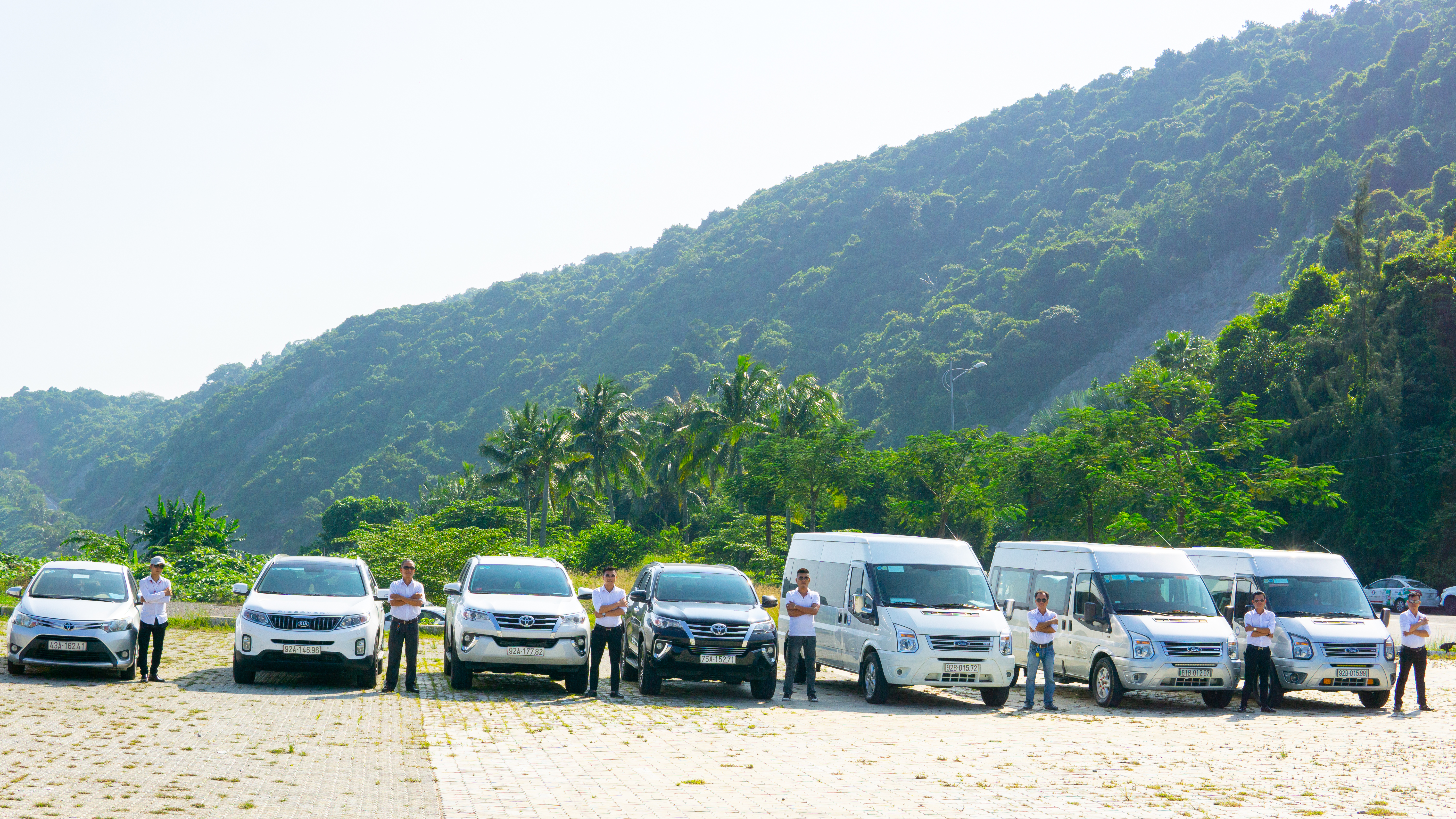 Hue-airport-to-city-center-Hoi-An-Private-Car