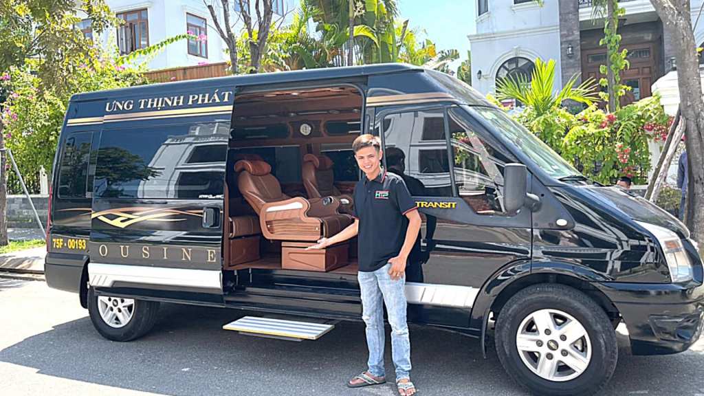 Luxury Car Hue to Danang-Hoi An Private Car