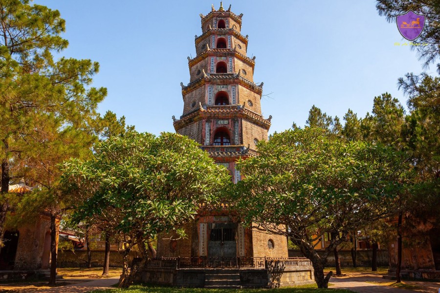 Hue Highlights - Hoi An Private Car