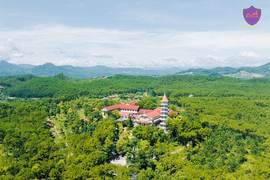 Hermitage Bien Duc Thien An - Hoi An Private Car