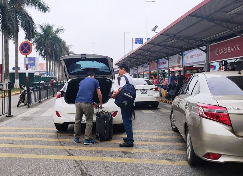 Noi Bai Airport to Hanoi
