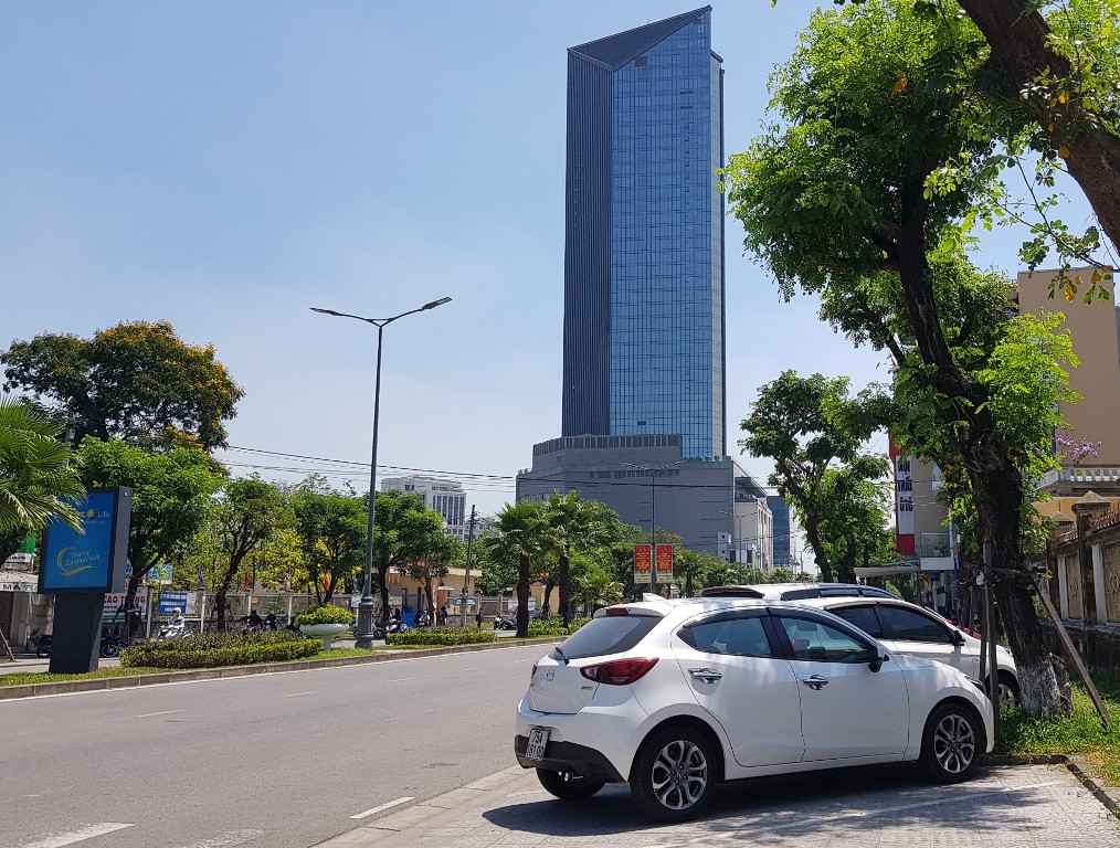 Hanoi to Sapa by private car- Hoi An Private Car