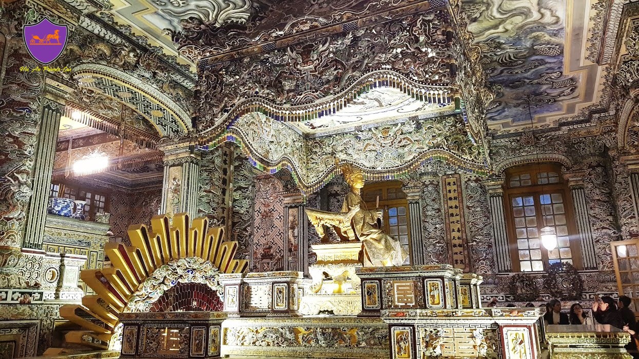 Hoi-An-to-Hue-Day-Trip-Hoi-An-Private-Car-Travel