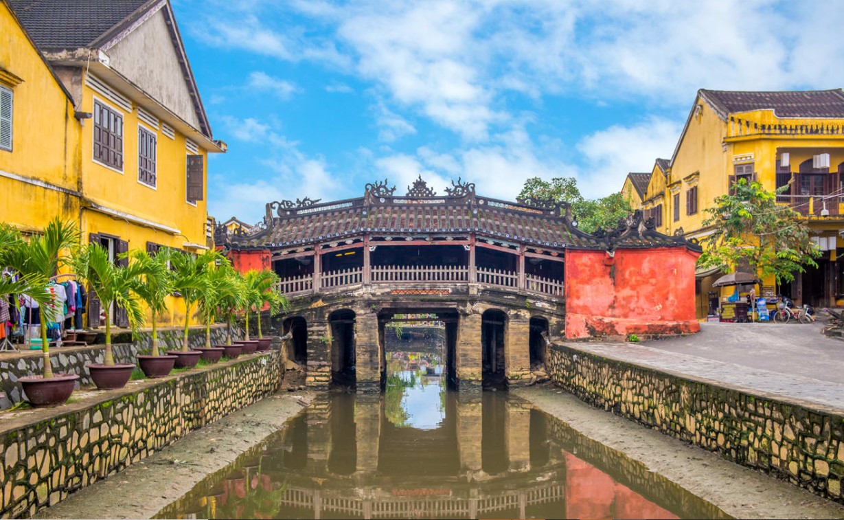 Central-Vietnam-Tour-Package-5-Days-Hoi-An-Private-Car-Travel