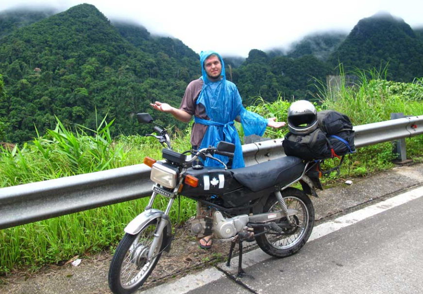 How to get from Danang airport to Hoi An