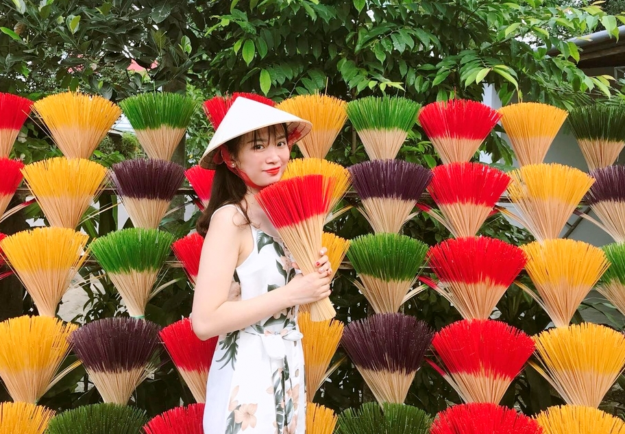 Hue Deluxe Group Tour