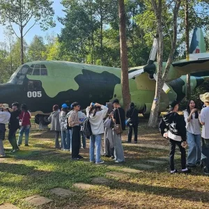 Ho Chi Minh to Cu Chi Tunnels private car - Hoi An Private Car