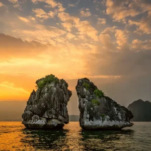 Sapa To Halong Bay By Car Transfer - Hoi An Private Car