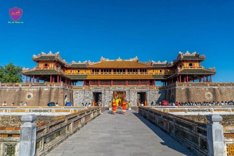 Phong Nha to Hue private car transfer - Hoi An Private Car