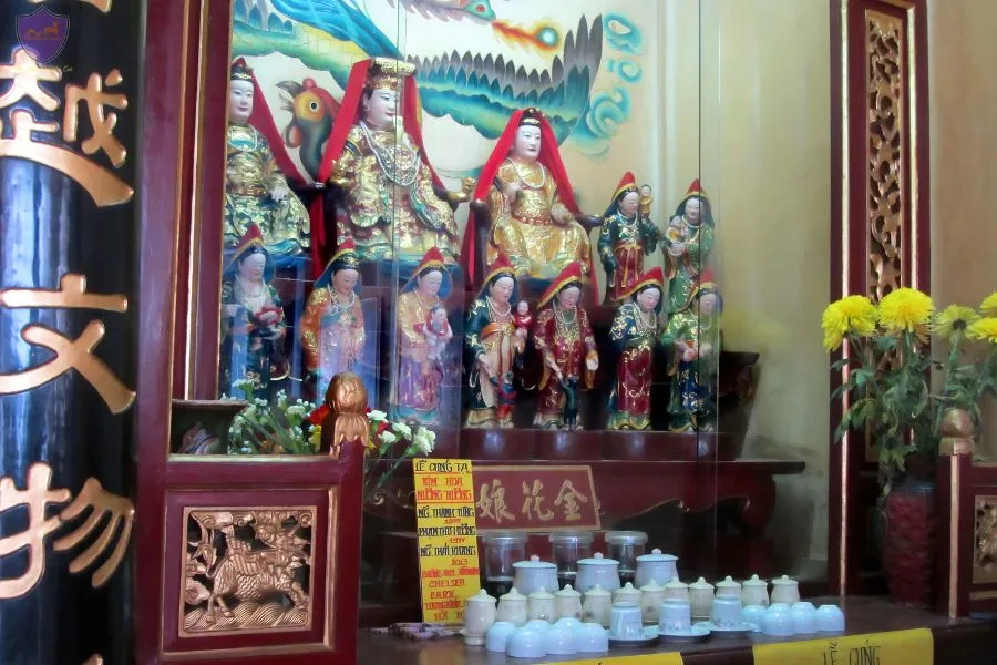 Worship Of The Six Generals - Hoi An Private Car